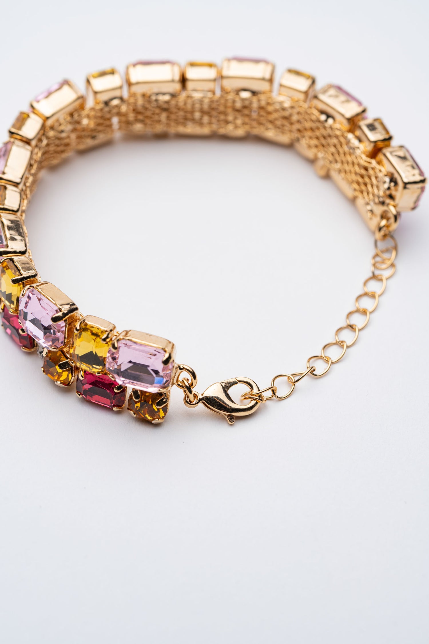 Arcobaleno Imperfetto – Bracciale multicolor con cristalli sfaccettati