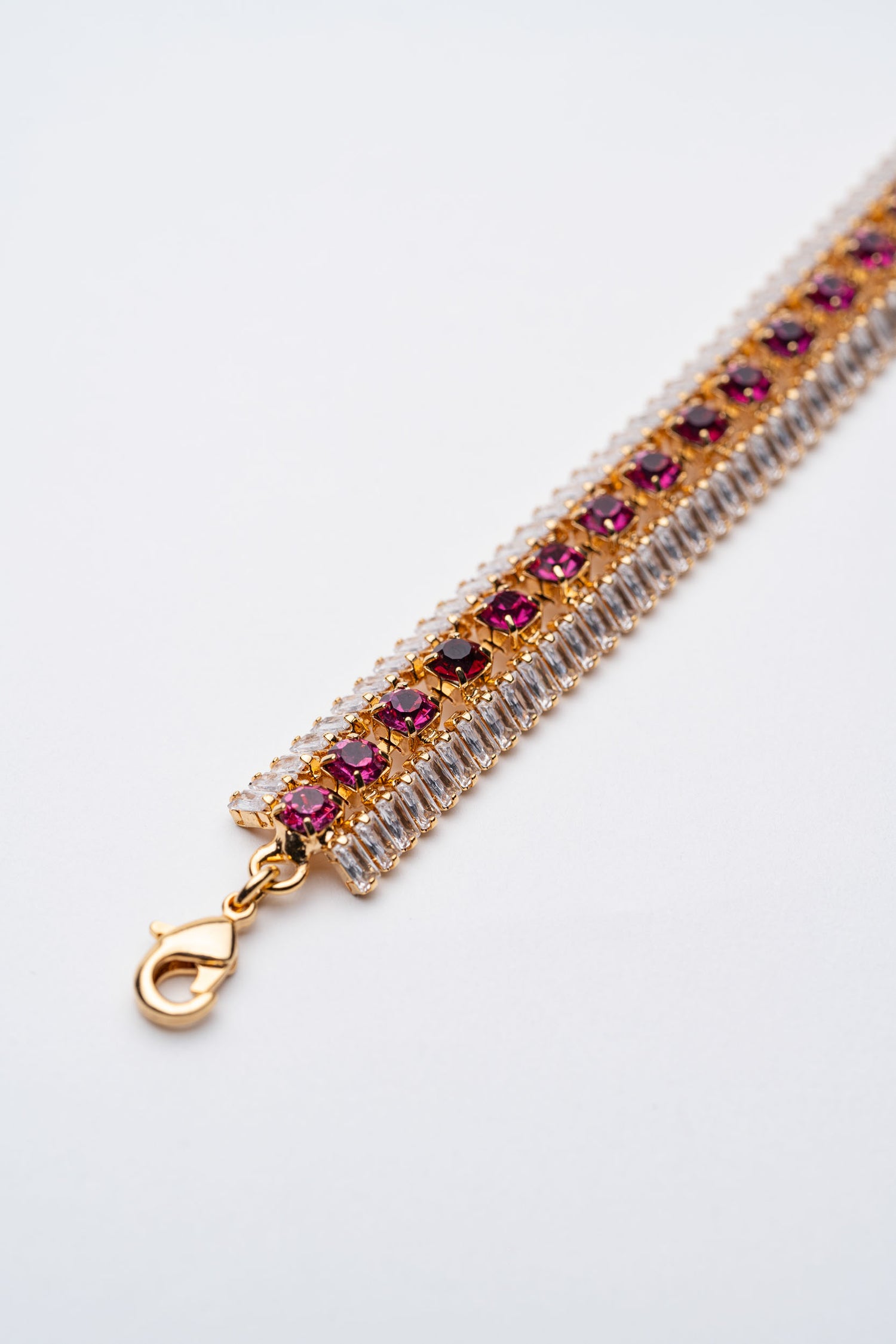 Bracciale in catena strass fuchsia e catena baguette Carezza di Luce