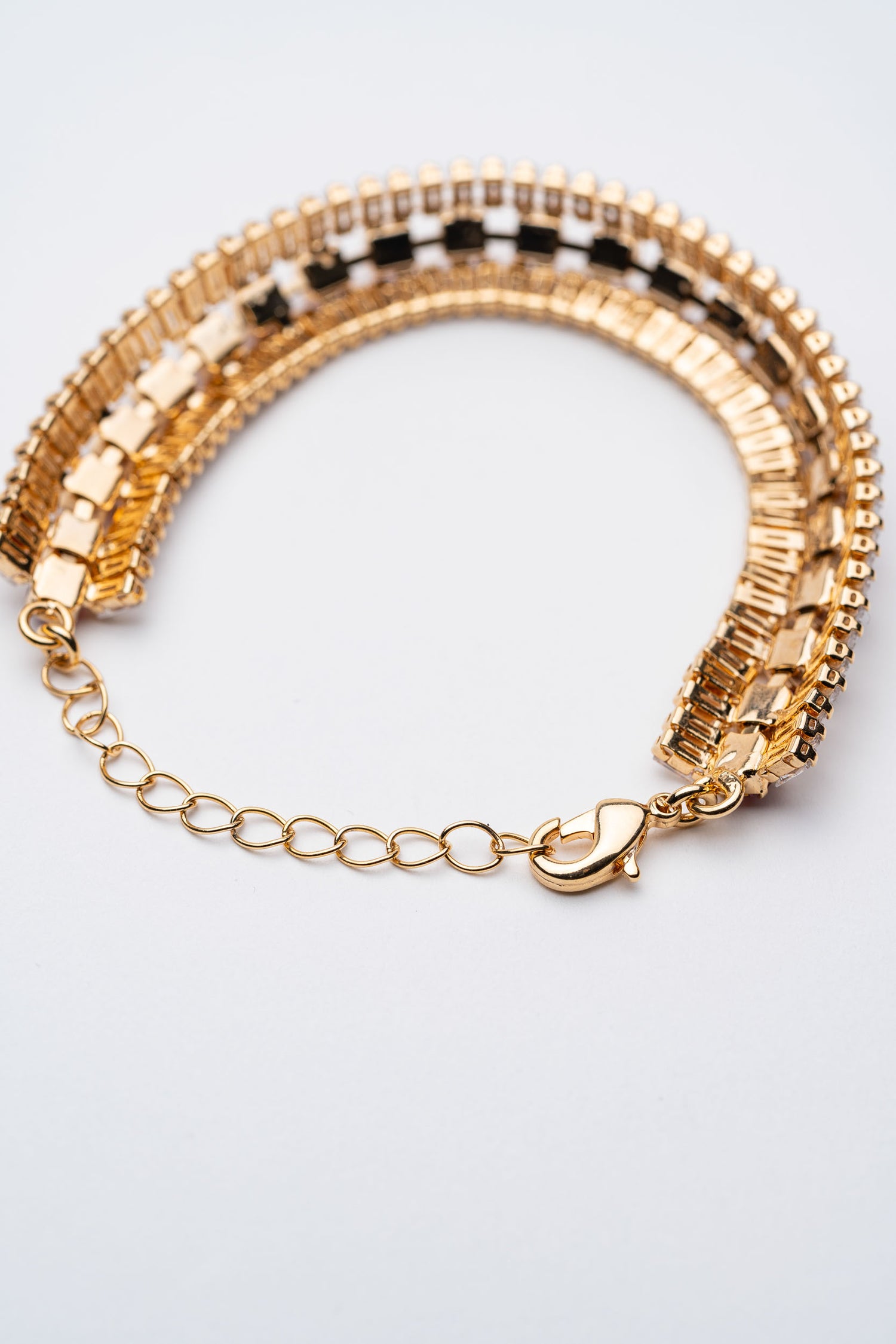 Bracciale in catena strass fuchsia e catena baguette Carezza di Luce