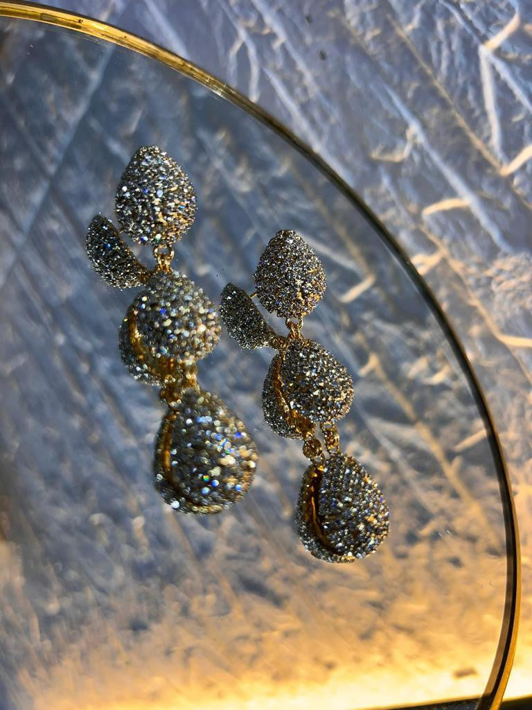 Orecchini Goccia Tris Pendente "AMBRA" - Luminosità Articolata in Strass e Ottone Antiallergico