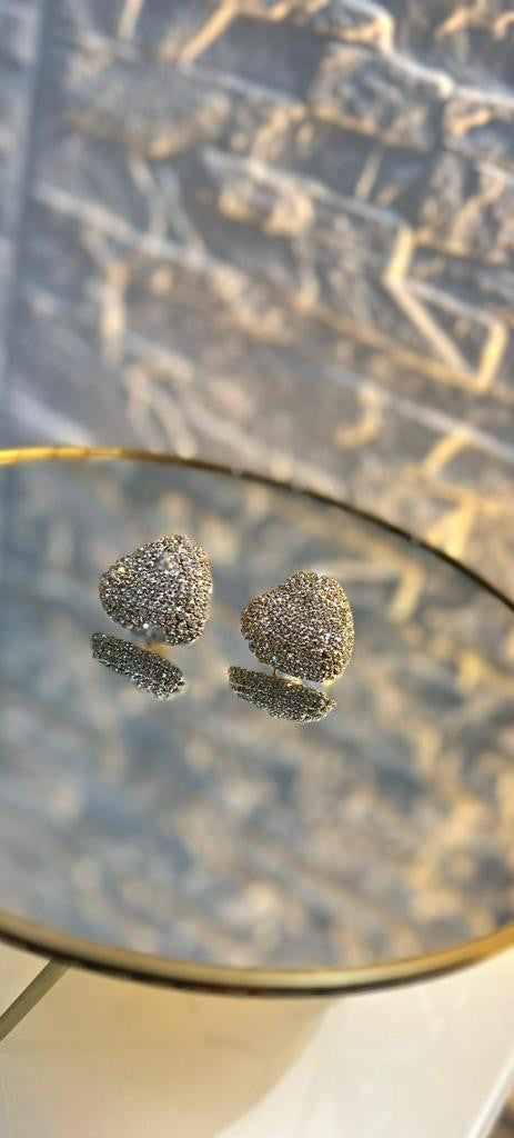Orecchini Cuore Piccolo Lobo "Ambra" - Scintillio Delicato in Strass e Ottone Antiallergico