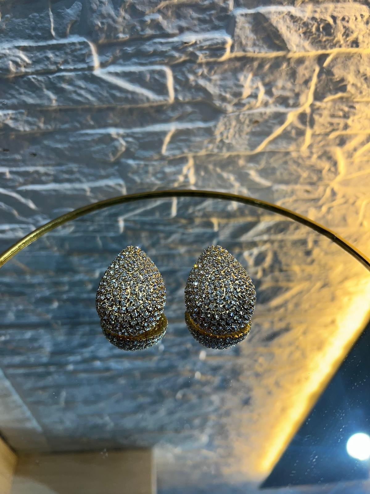 Orecchini Goccia Grande "AMBRA" - Splendore Radiante in Strass e Ottone Antiallergico