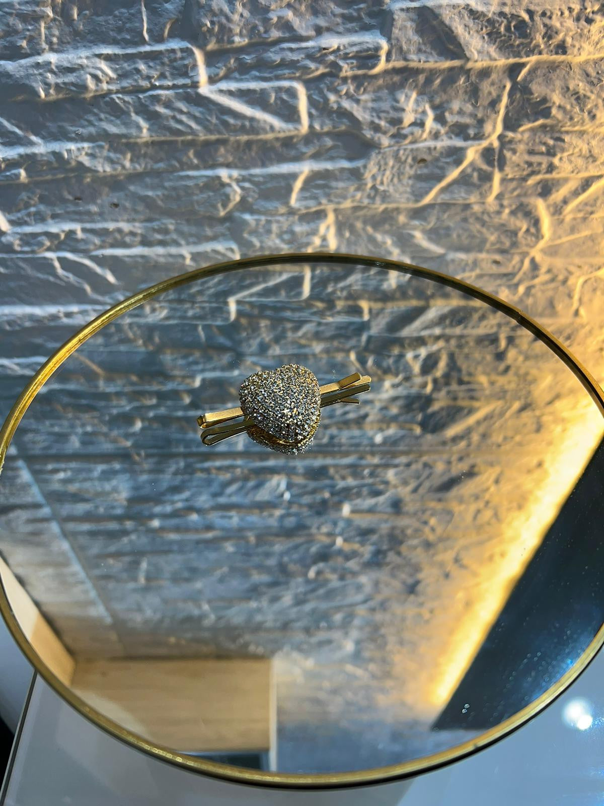 Fermaglio Cuore "AMBRA" - Piccolo Gioiello di Luce in Strass e Ottone Antiallergico