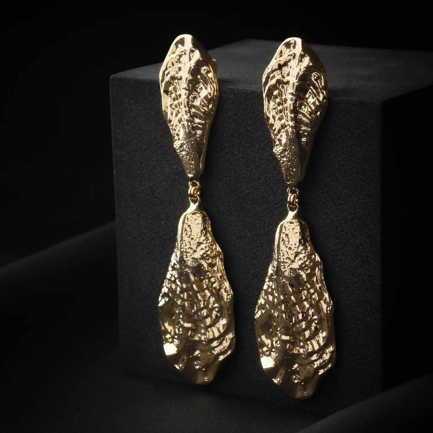 Orecchini Doppia Conchiglia in Ottone - Eleganza Marina in Oro e Argento