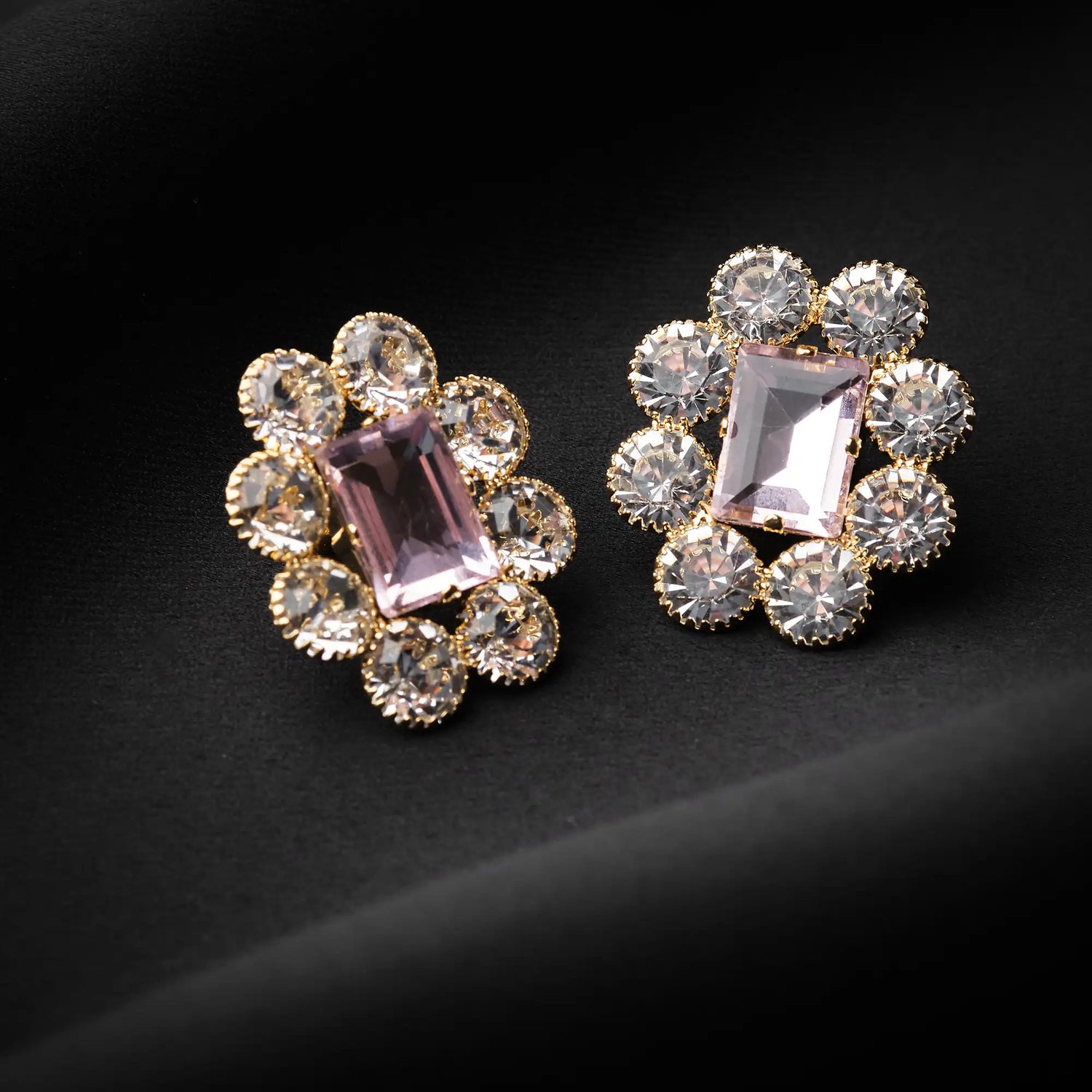 Orecchini in Ottone a Forma di Fiore con Strass Crystal e Pietre Variopinte - Delicata Eleganza Floreale