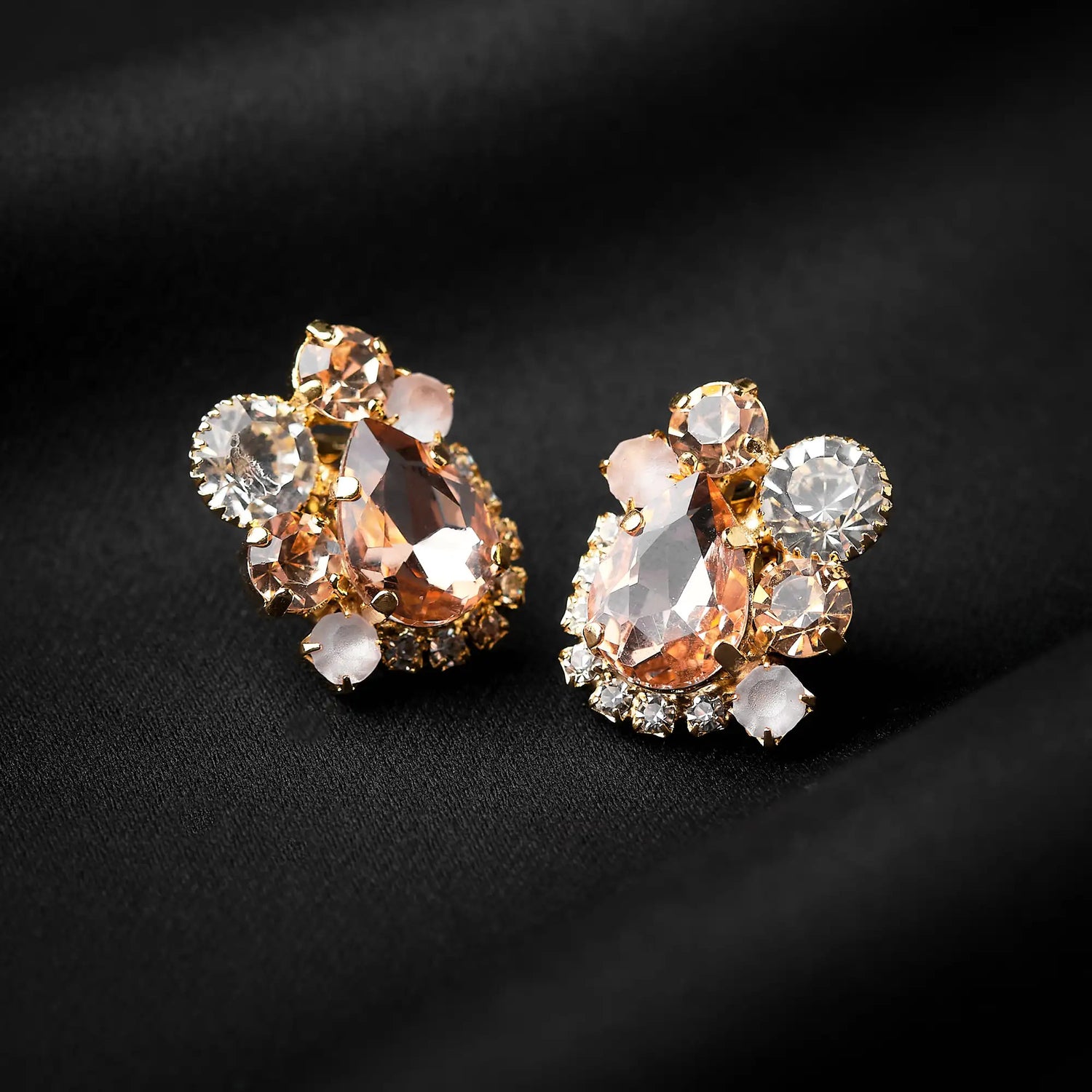 Orecchini in Ottone con Combinazione di Pietre - Eleganza Compatta in Oro e Argento