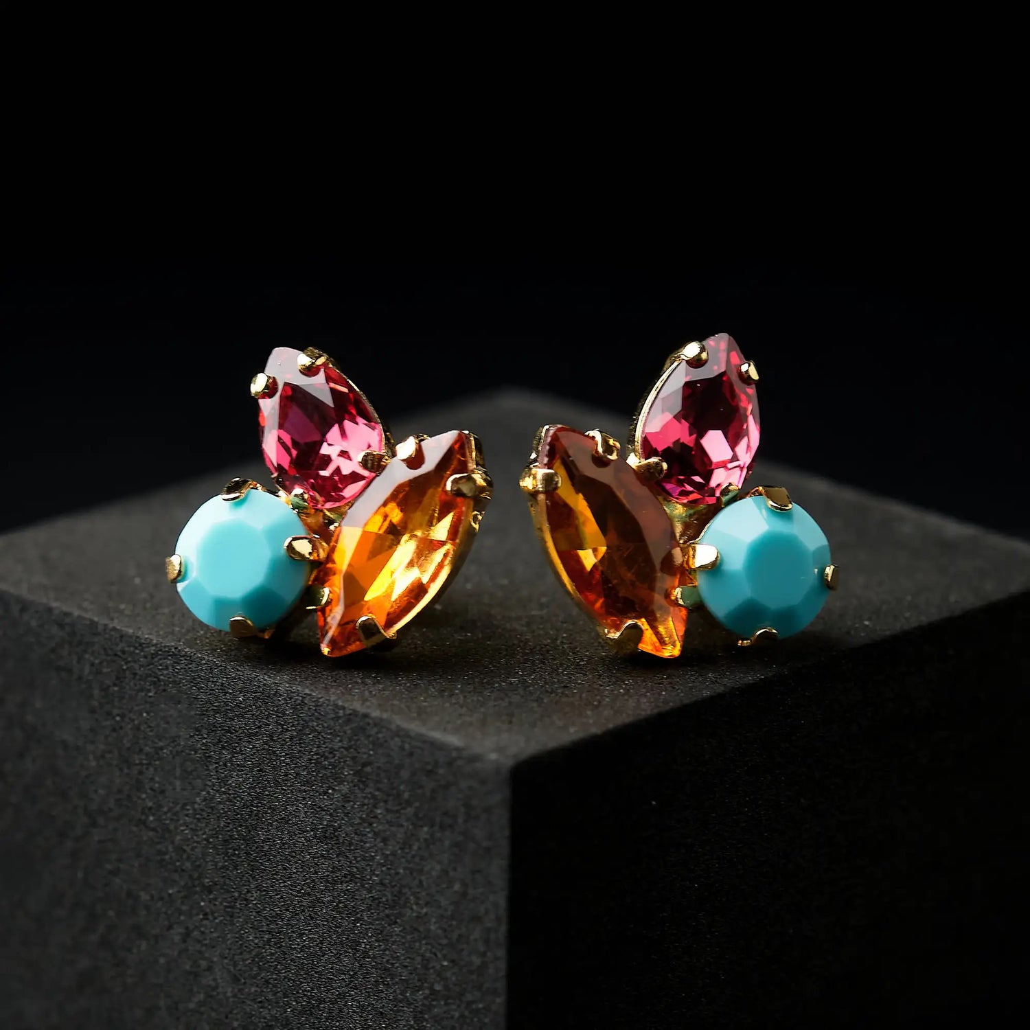 Orecchini in Ottone con Tripla Pietra - Eleganza Compatta in Oro e Argento