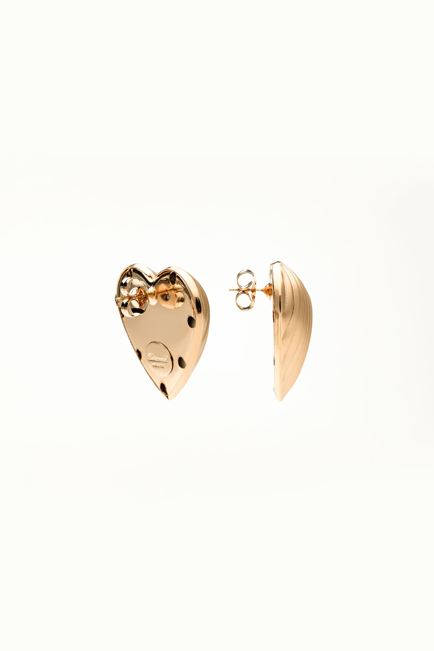Orecchini Cuore in Ottone Placcato Oro con Design Striato Lucrezia