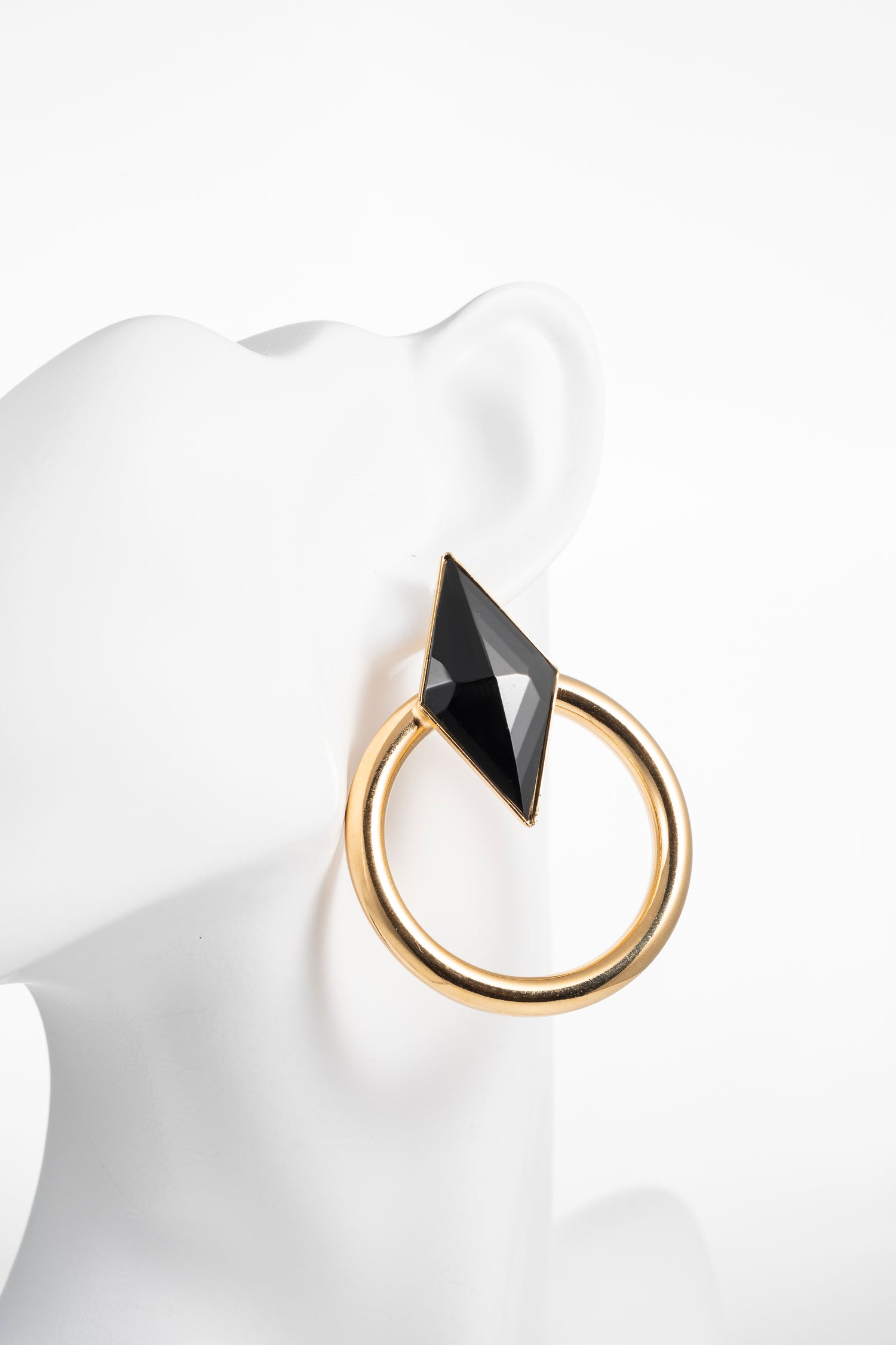 Orecchini in Oro Lucido con Cristallo Nero Eclisse Geometrica