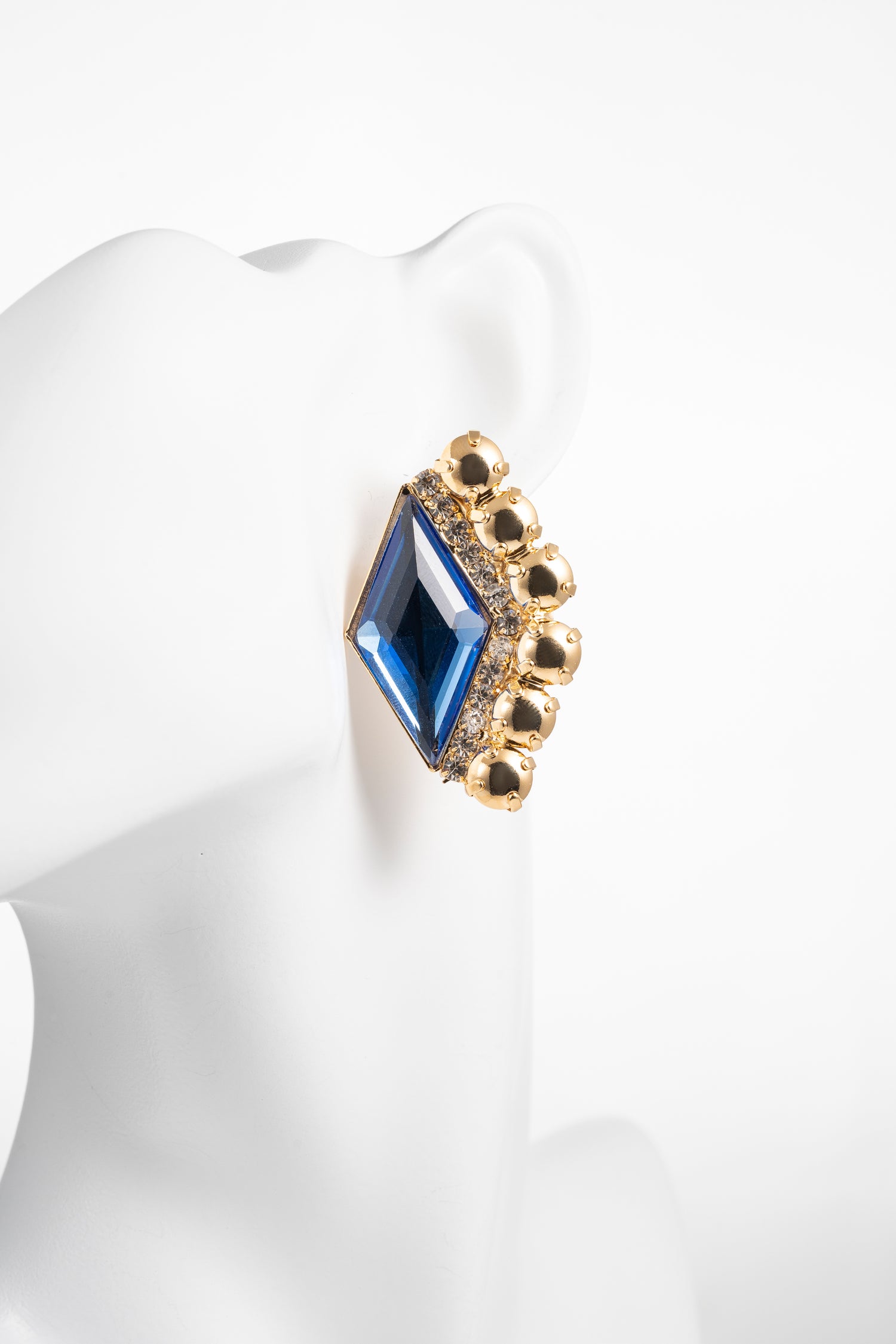 Orecchini  Design Scultoreo con Cristallo Taglio Rombo Blue Orbit