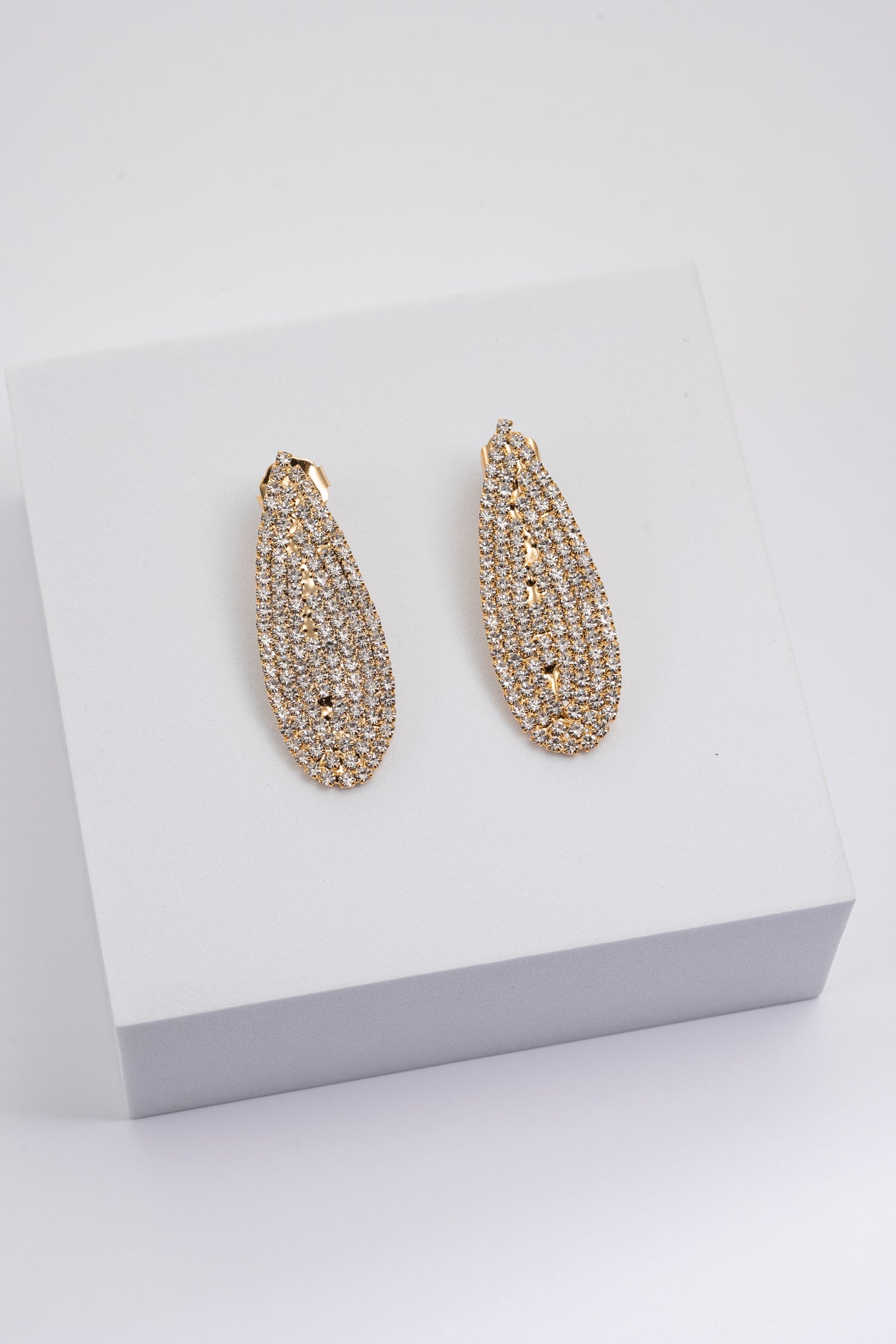 Orecchini Pavé a Goccia con Cristalli Brillanti Golden Mirage