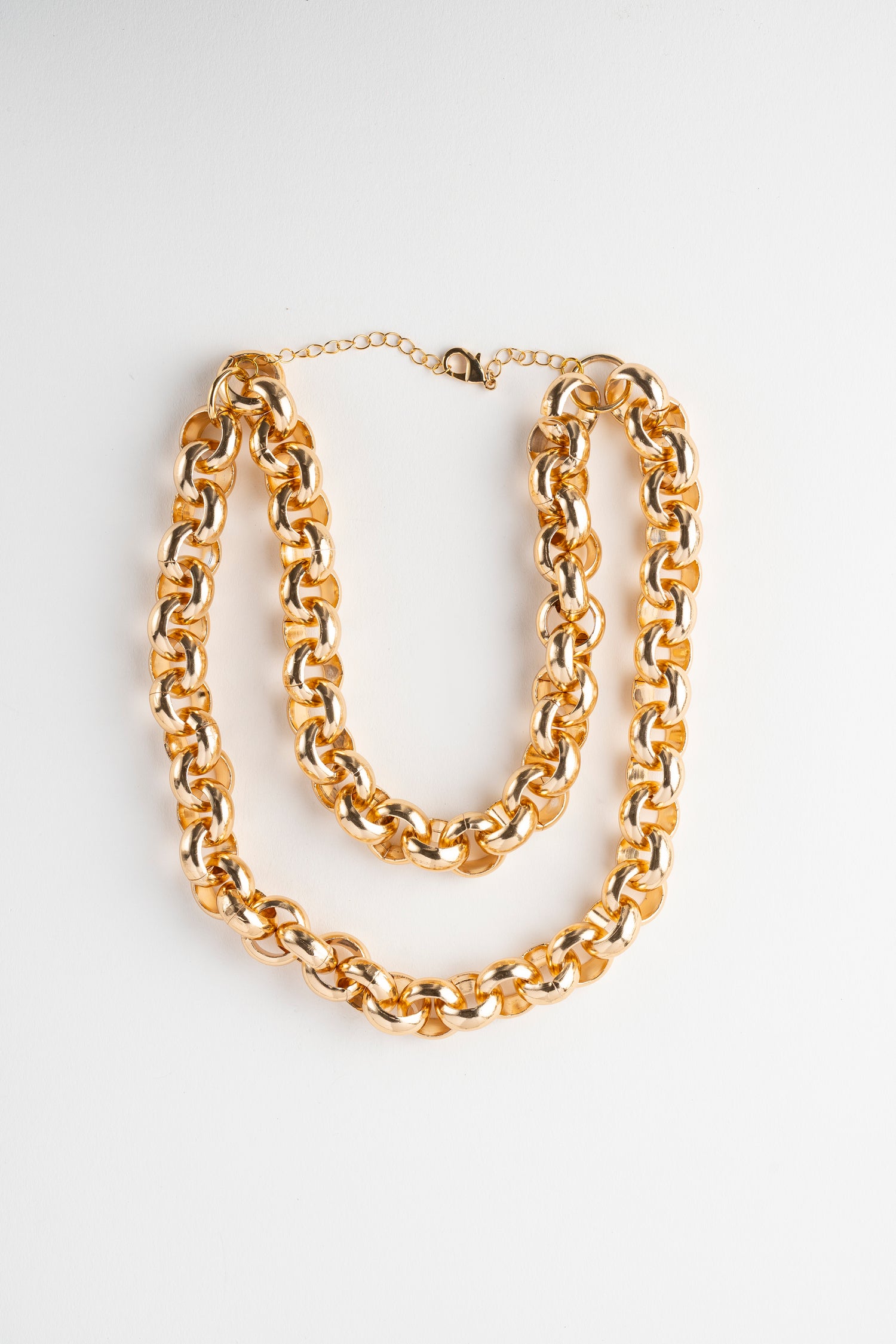 Collana Onde Dorate a Maglia Rotonda