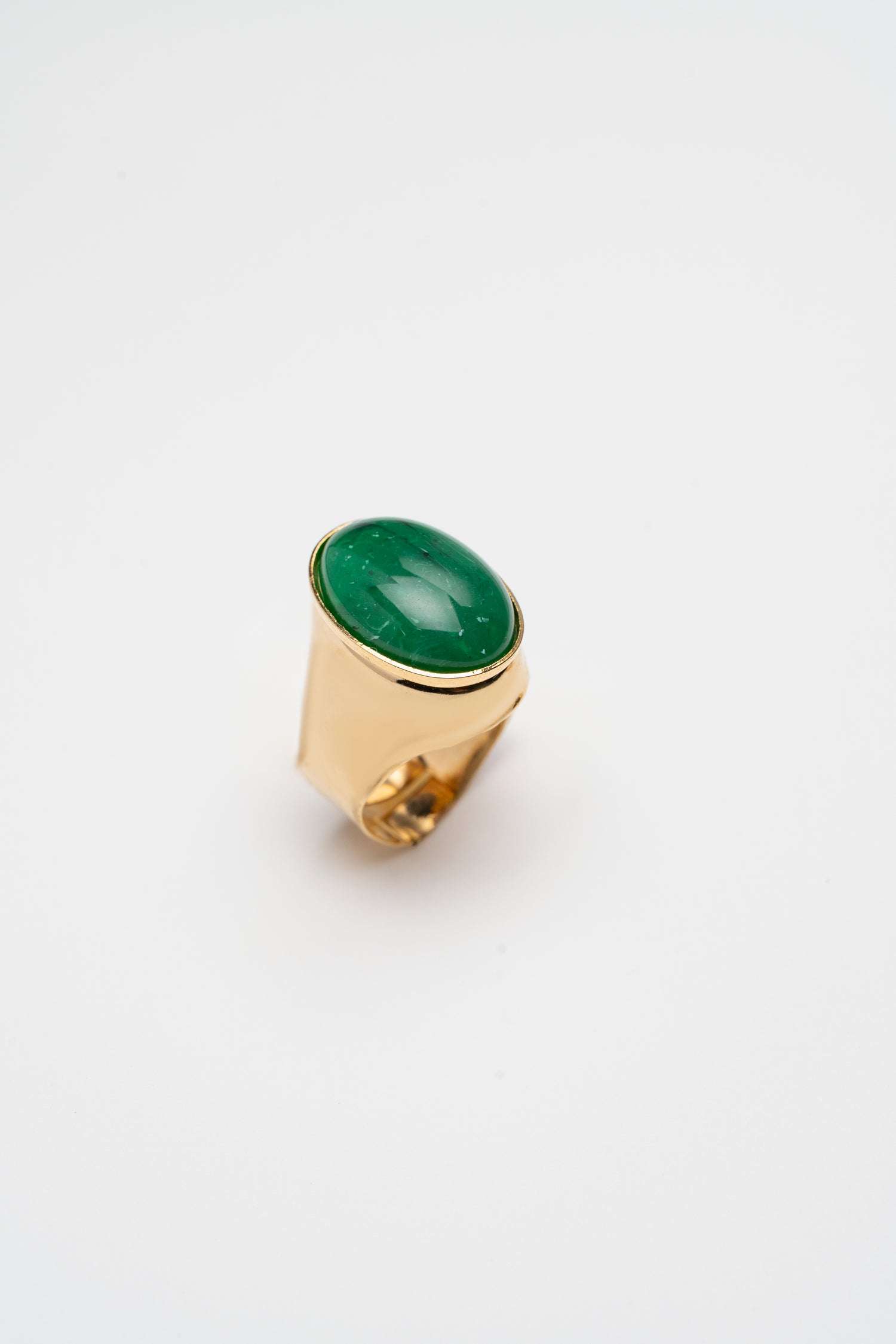 Anello Chevalier con Ovale Cabochon