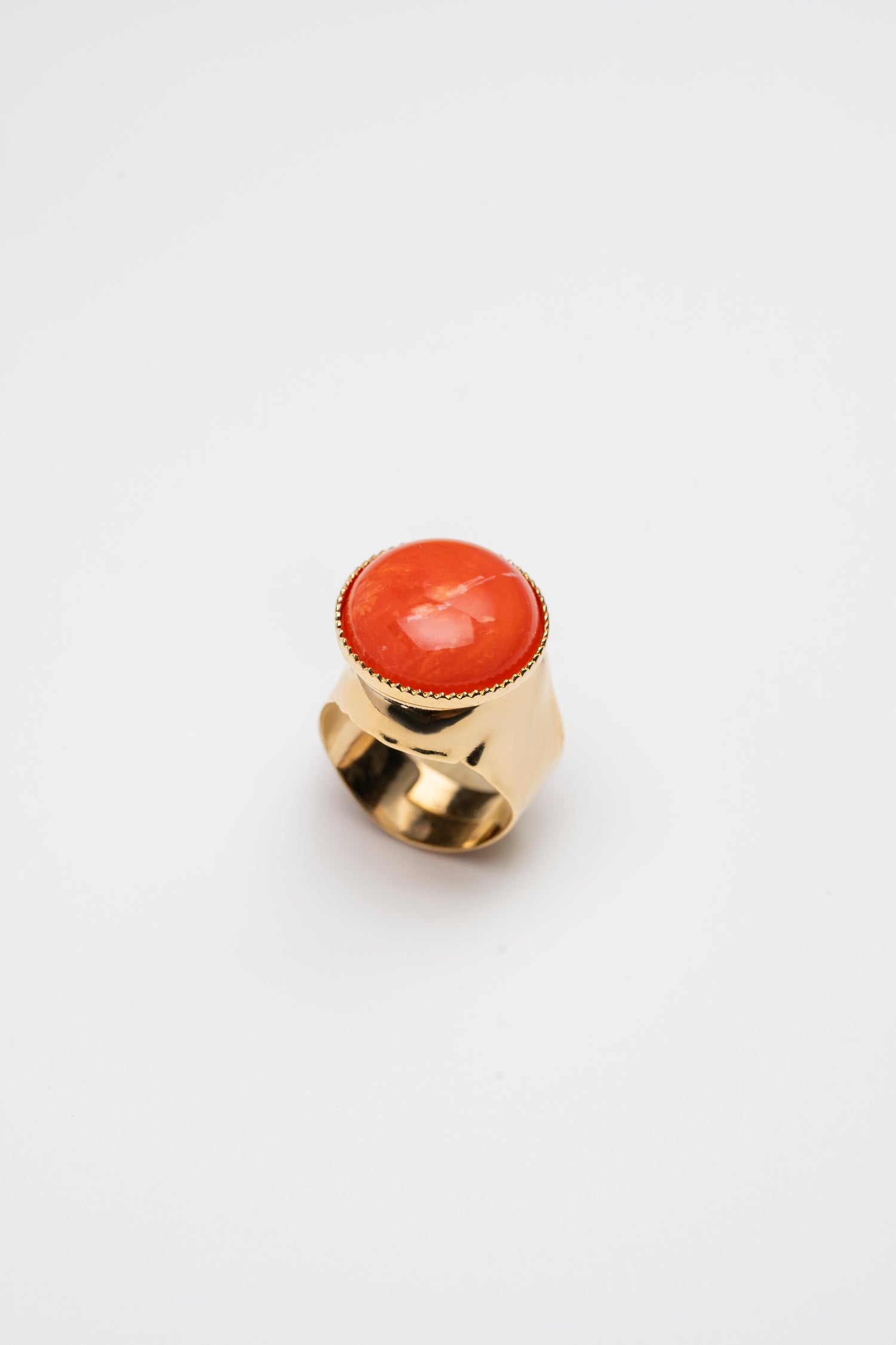 Anello Chevalier con Rivolo Cabochon