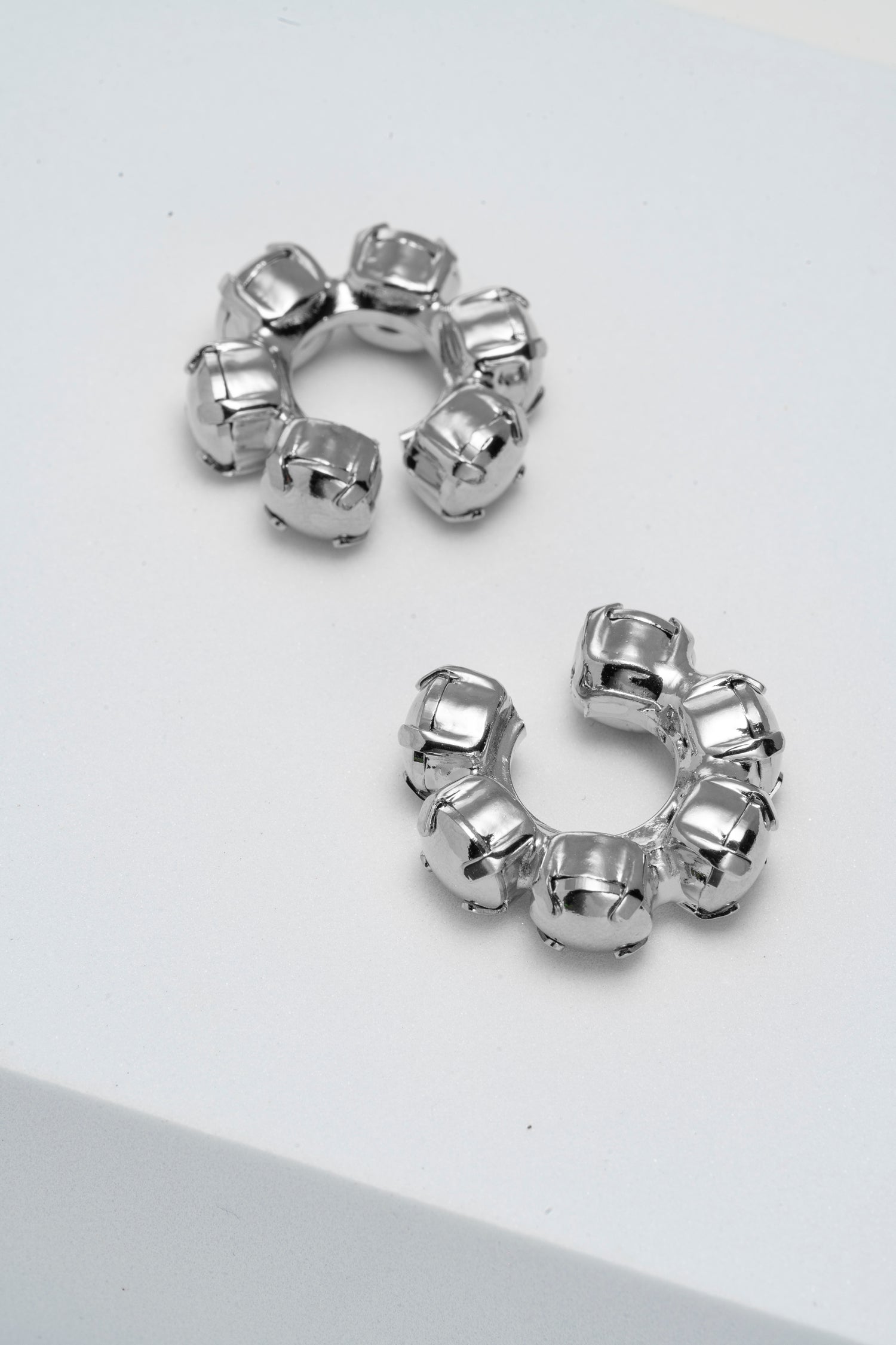 Ear Cuff Magnetica Volume Dorato Scultoreo