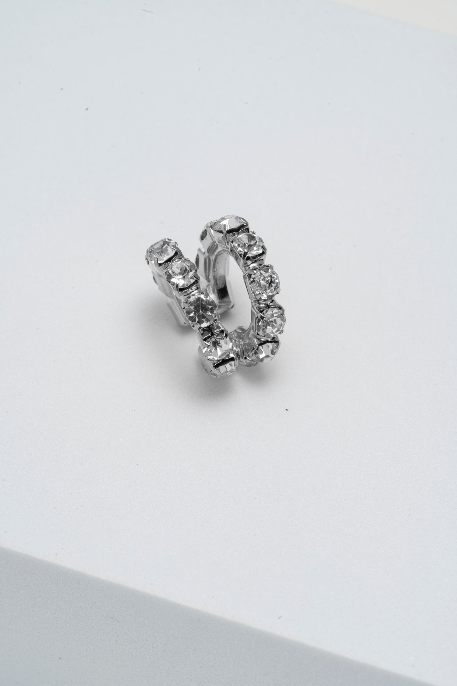 Crystal Loop Mini Earcuff Dorati con File di Cristalli