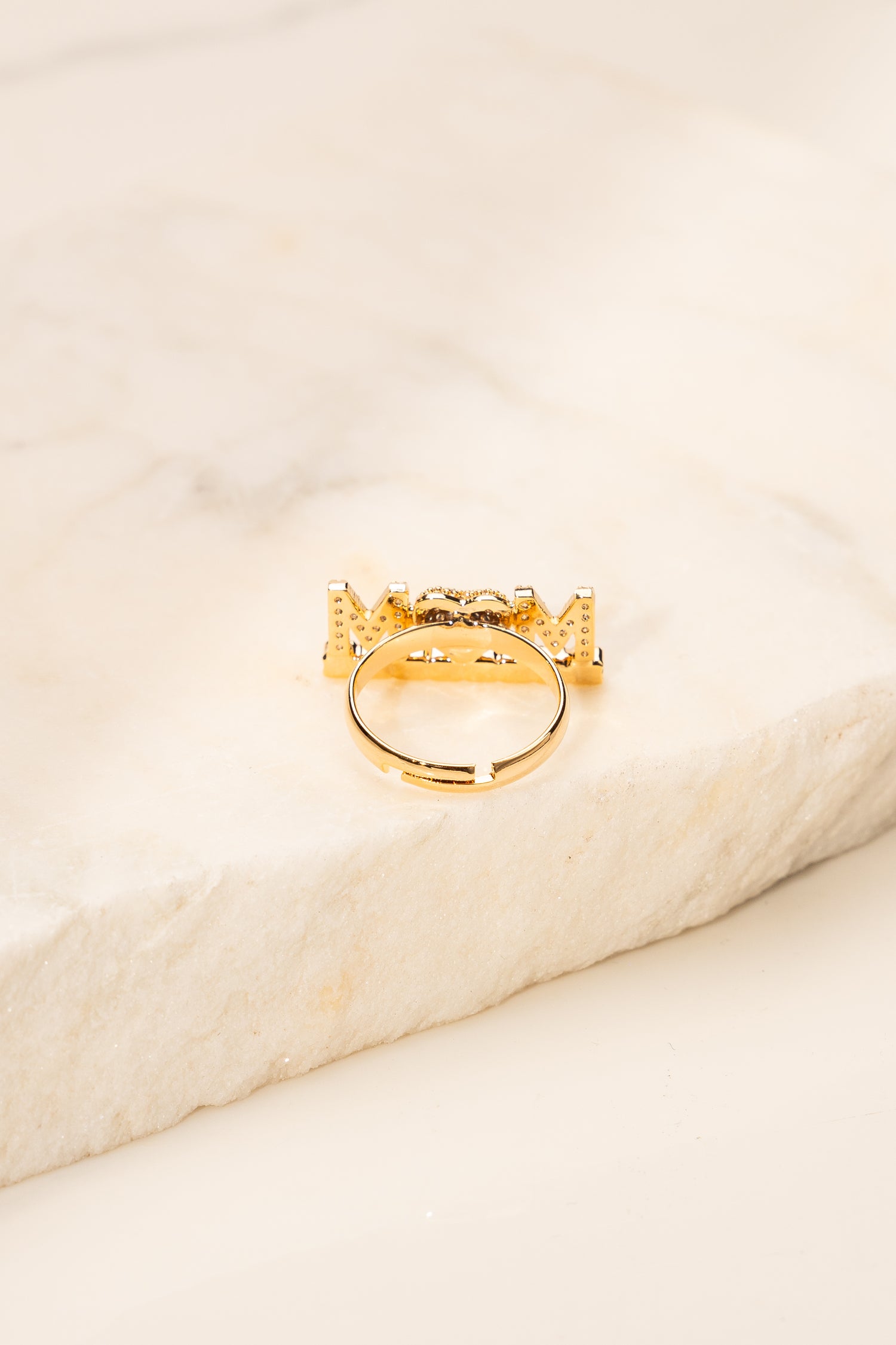 Anello Mom con cuore in zirconi