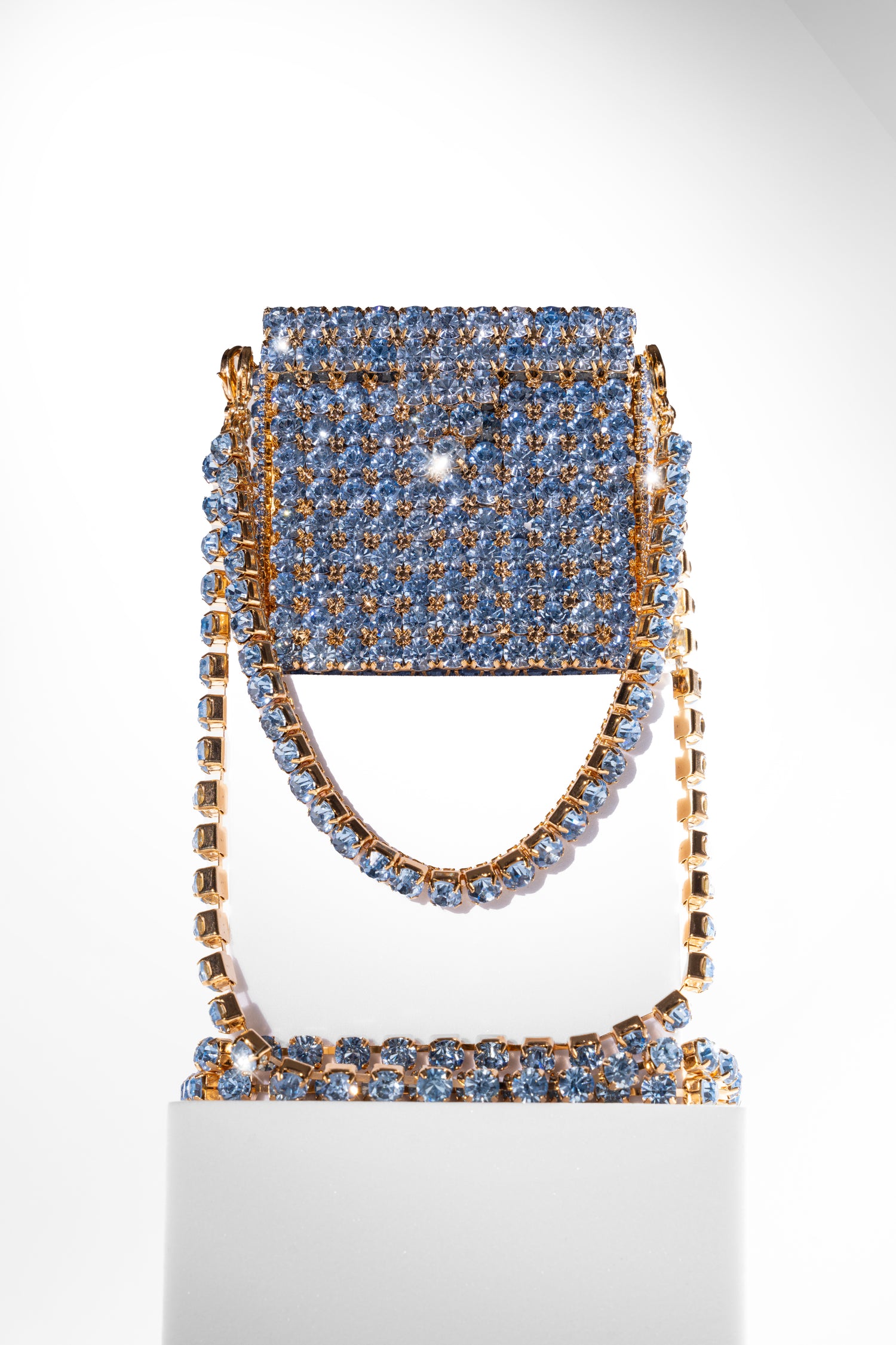 Dolly Bag Luxe Edition – Mini Glamour, Maxi Impatto