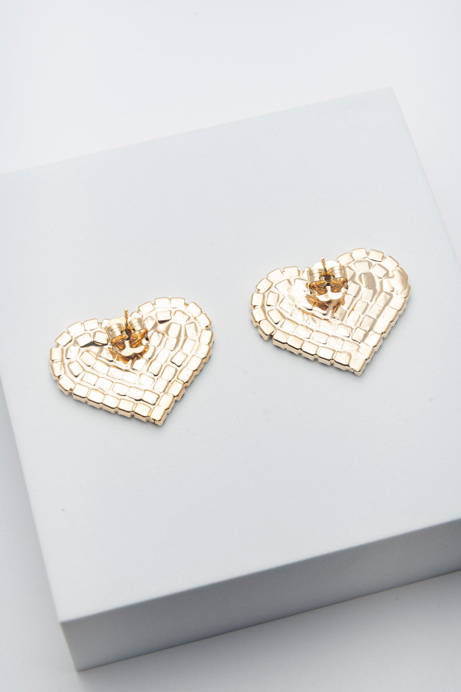 Orecchini Cuore di Luce in Cristalli Dorati