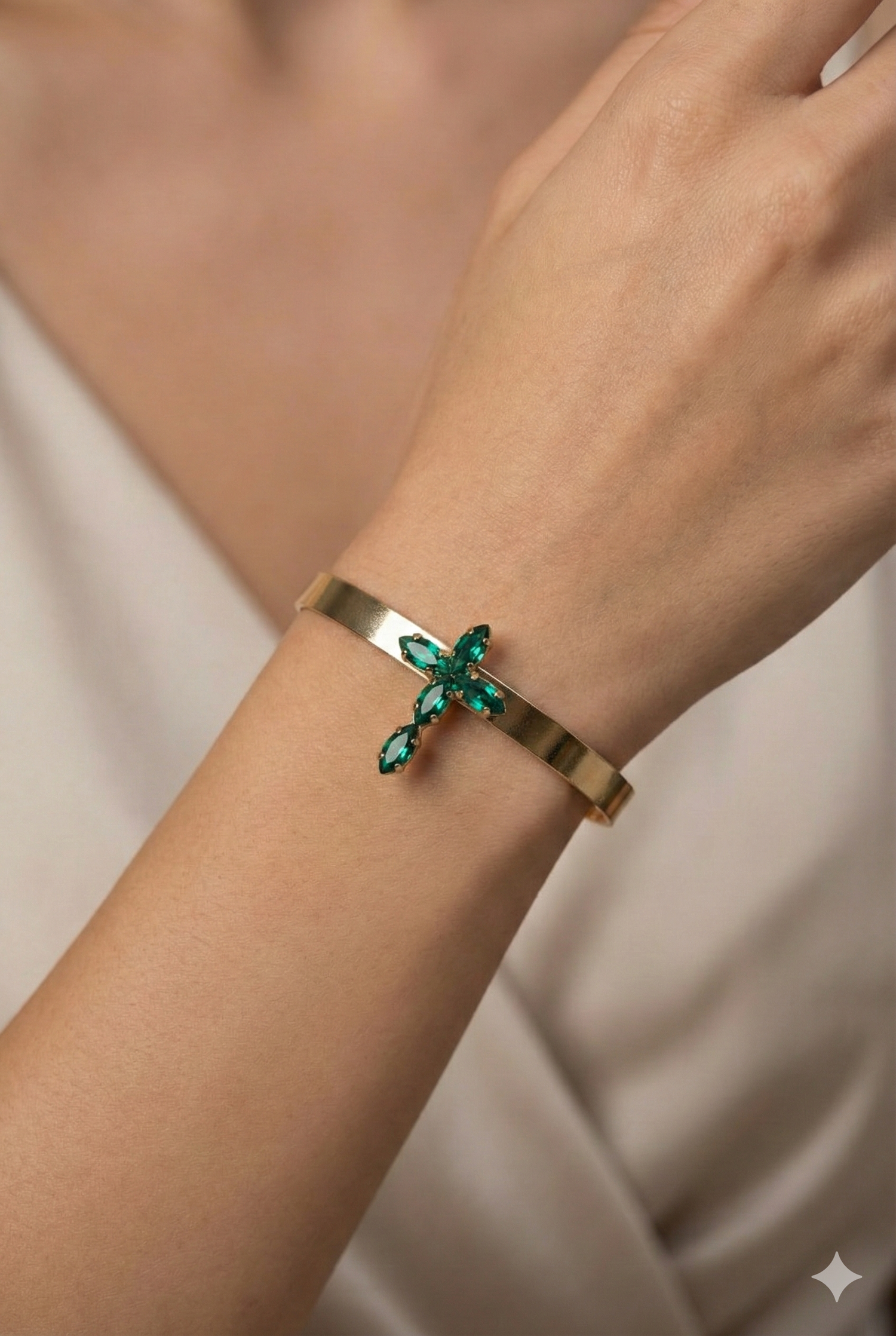 Bracciale Rigido Regolabile Emerald Cross